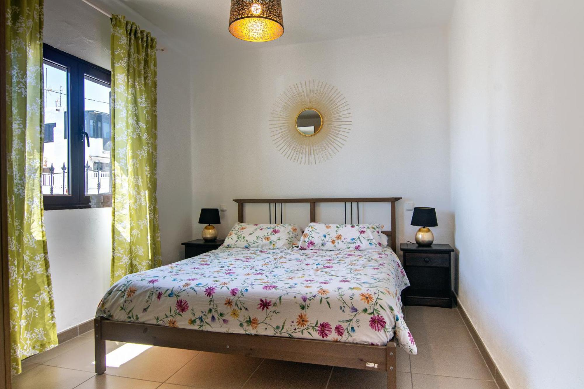 Апартаменты Apartamento Steffi Тиас Экстерьер фото